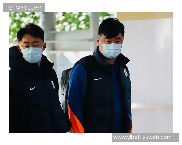 山东泰山队出发武汉备战中超收官战全力争胜迎接武汉三镇挑战 山东泰山队出发武汉备战中超收官战全力争胜迎接武汉三镇挑战