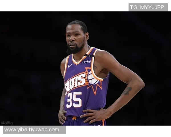 杜兰特呼吁球迷放松心态专注比赛不要带键盘到球场