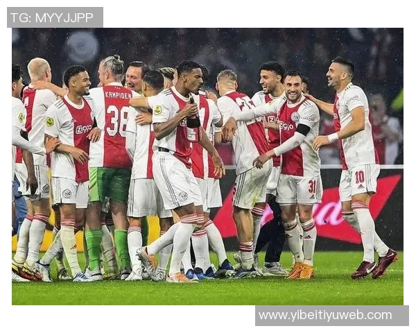 阿贾克斯与格罗宁根补赛因球迷烟火事件决定闭门进行