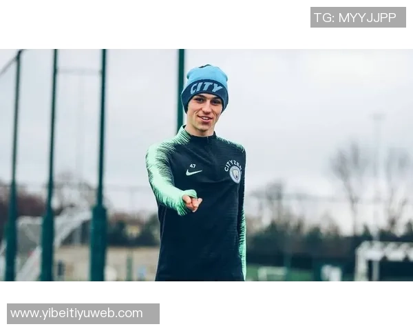 曼城后卫迪亚斯新纹身引关注汉字道与俄文硬汉寓意深刻