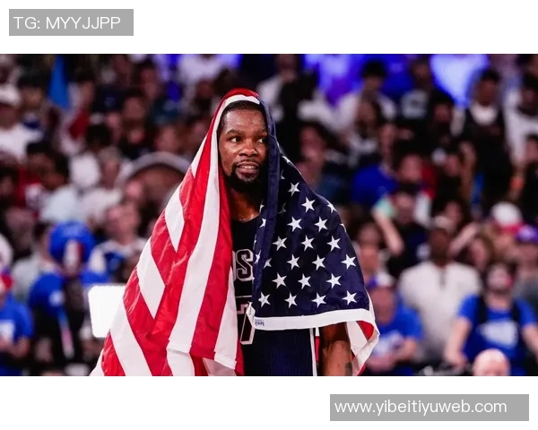 小贾三分犯规引发杜兰特愤怒反应怒砸水瓶场面火爆