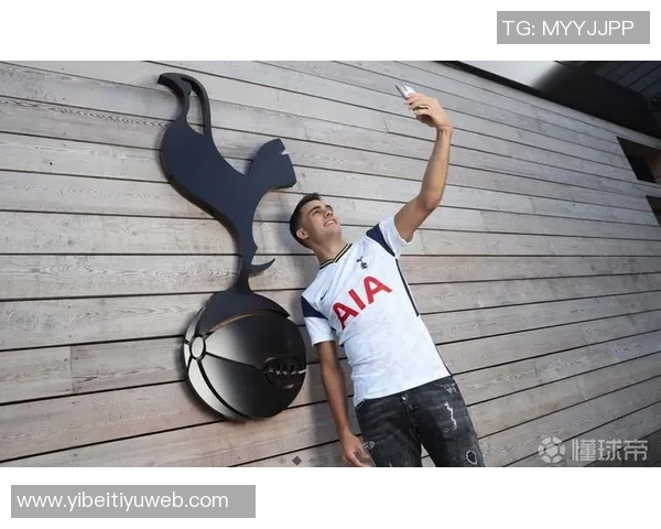 斯基拉透露雷吉隆加盟迈阿密已近在咫尺合同将签至2028年 斯基拉透露雷吉隆加盟迈阿密已近在咫尺合同将签至2028年